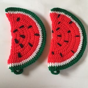 🐠 2 crocheted watermelon pot holders